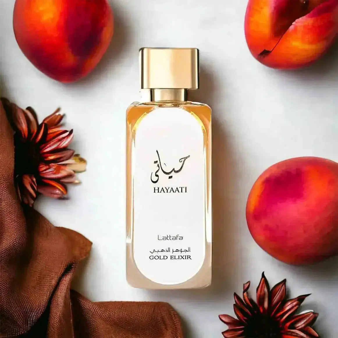 Hayaati Gold Elixir parfymflaska från Lattafa Creation med blommiga och fruktiga noter