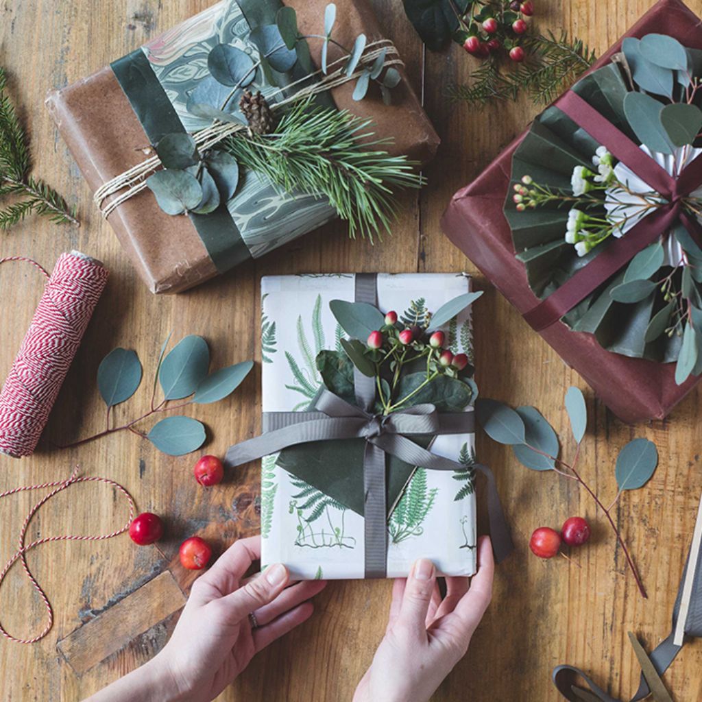 Paketinslagning - Dupescents.se