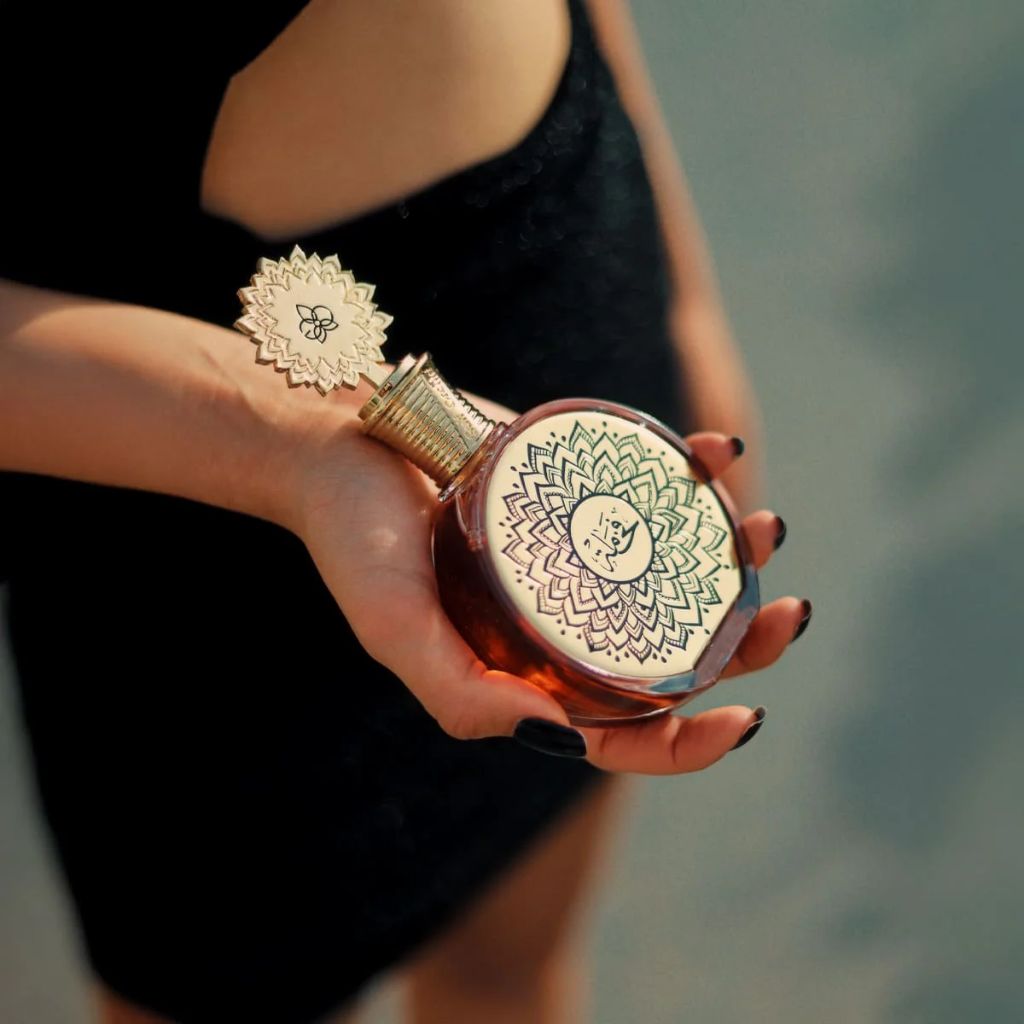 Maison Asrar Fakhama 100ML Eau De Parfum - Dupescents.se