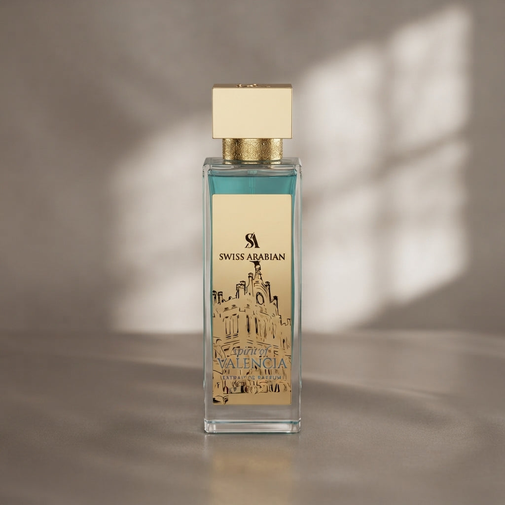 Eau de parfum-flaska med glaskropp och guldig kork, Swiss Arabian Valencia