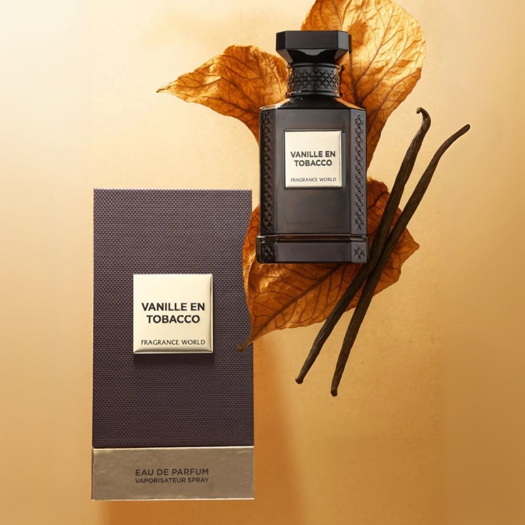 Herrparfym Tolkning av TF Tobacco Vanille med flaska och ask samt hela vaniljstänger Fragrance World Vanille En Tobacco
