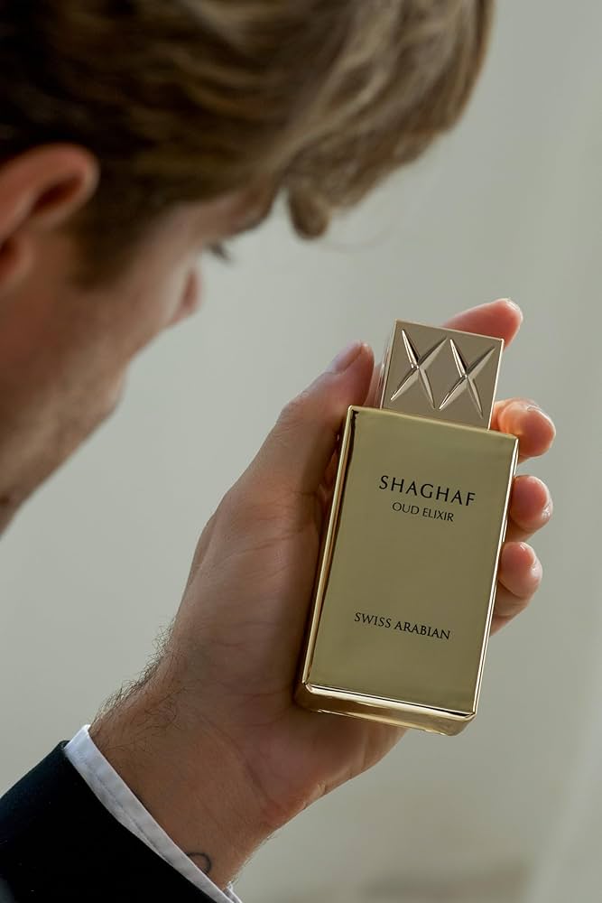 Shaghaf Oud Elixir från Swiss Arabian, en unisex parfym i elegant förpackning
