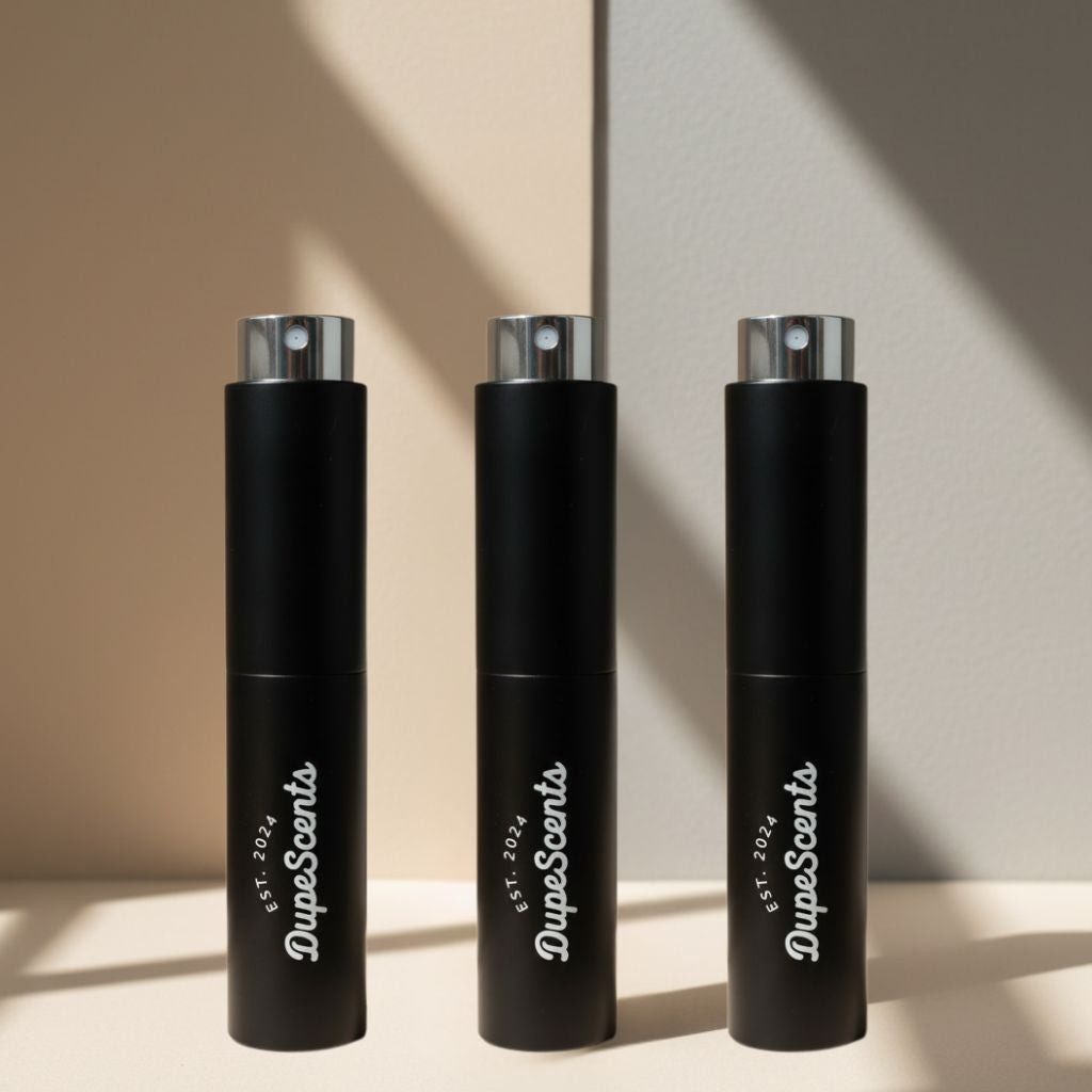 Resespray 10 ml i tre svarta flaskor med silverlock och vit text på etiketten
