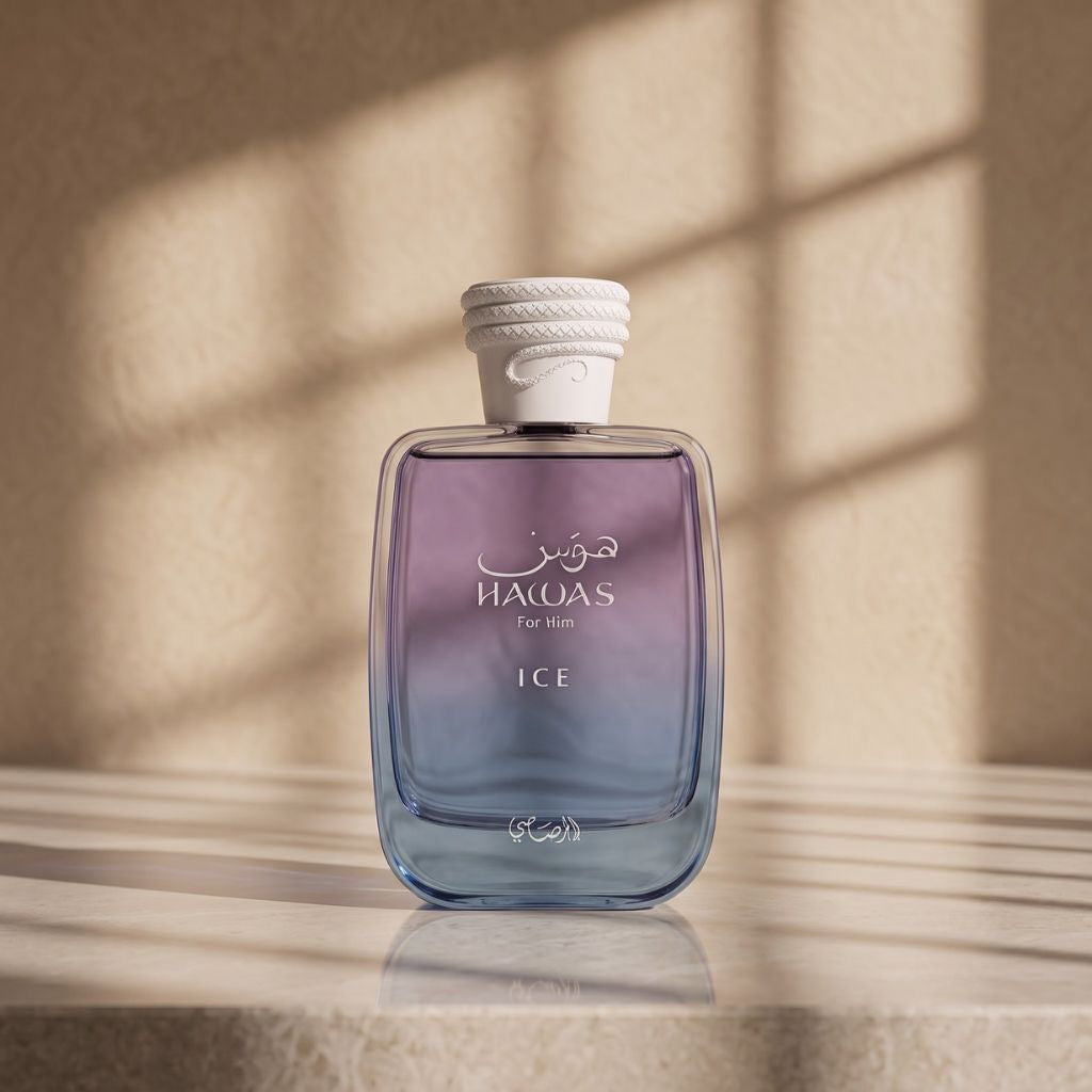 Hawas Ice Eau de Parfum-flaska med lila gradient, silverlock och texten ICE